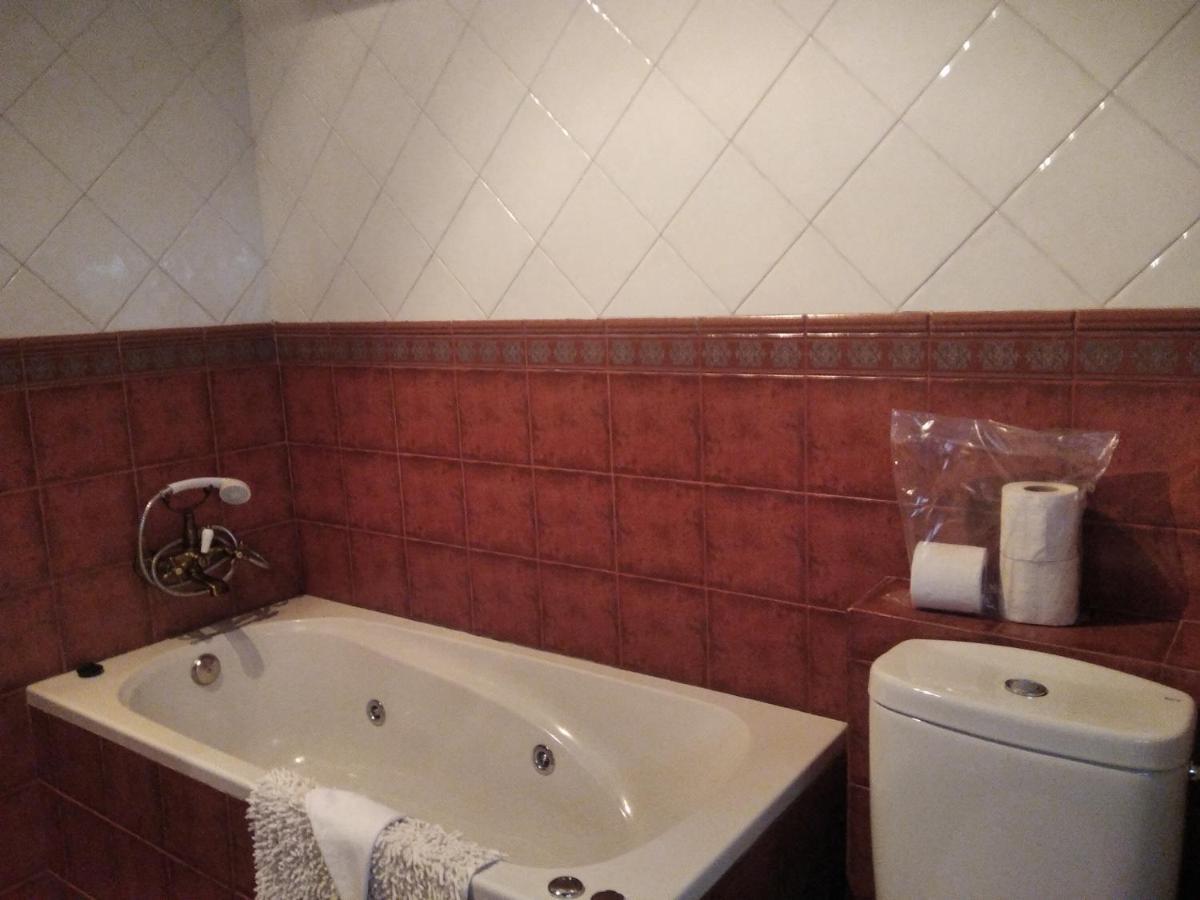 Apartamento La Corrada Санта-Еулалія-де-Оскос Екстер'єр фото