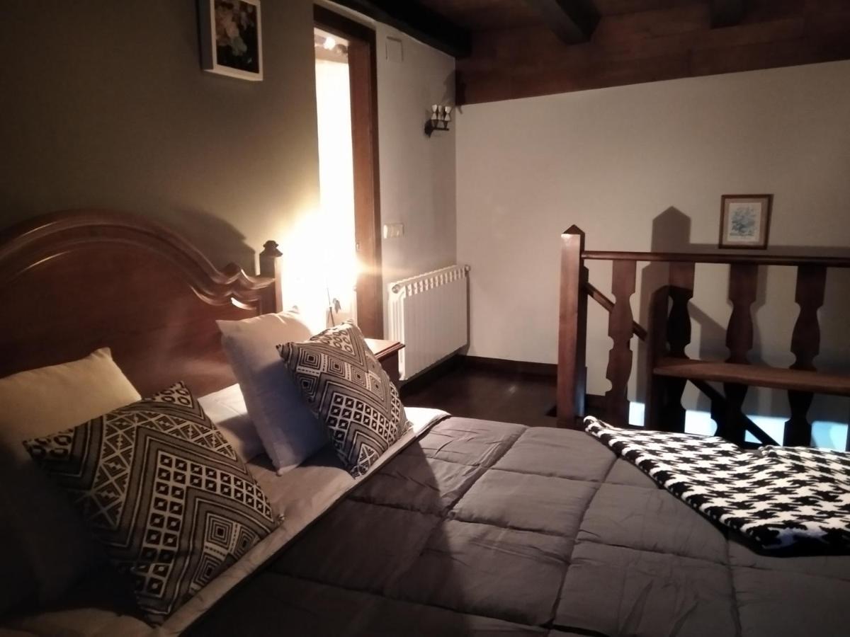 Apartamento La Corrada Санта-Еулалія-де-Оскос Екстер'єр фото