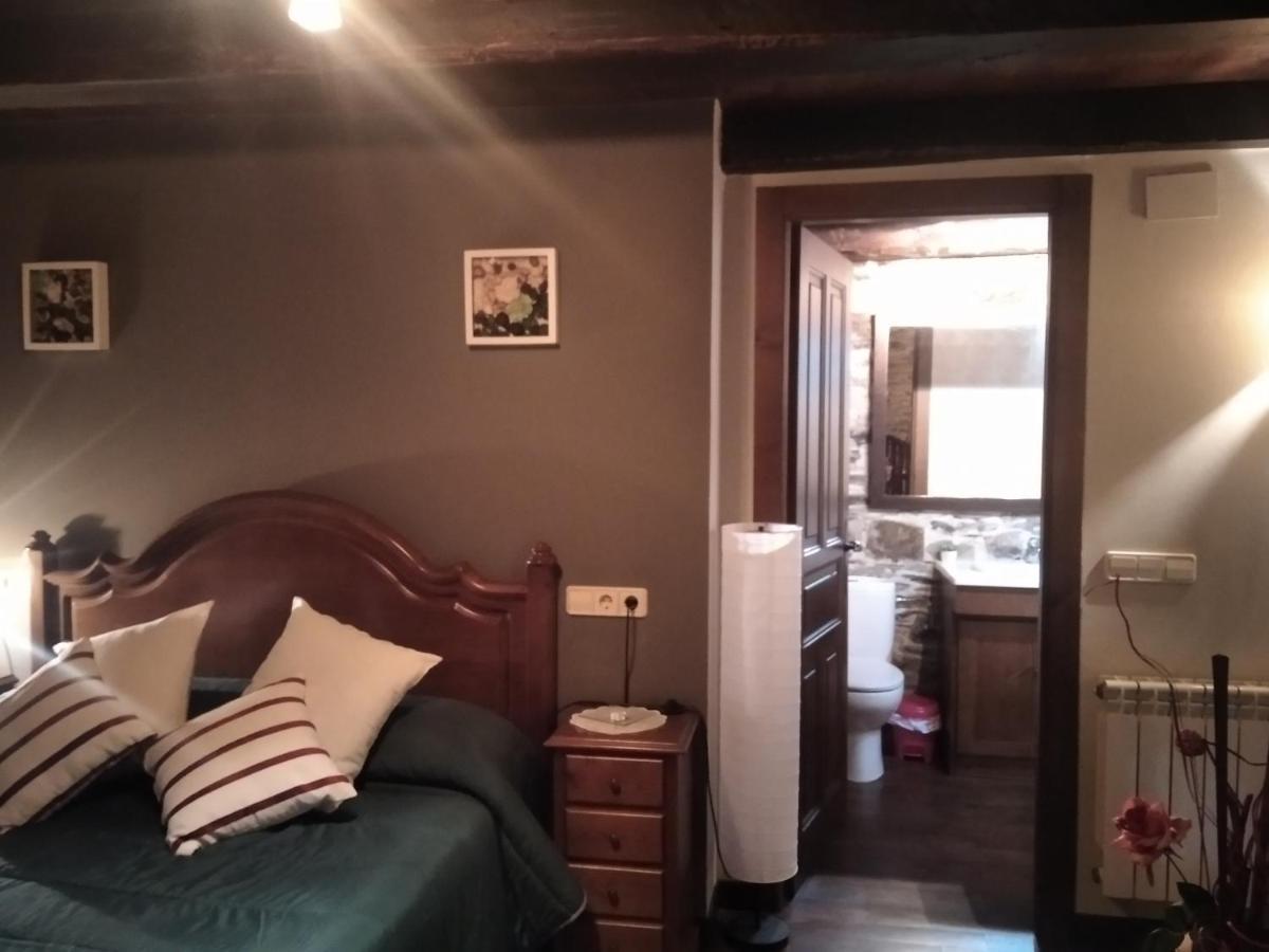 Apartamento La Corrada Санта-Еулалія-де-Оскос Екстер'єр фото