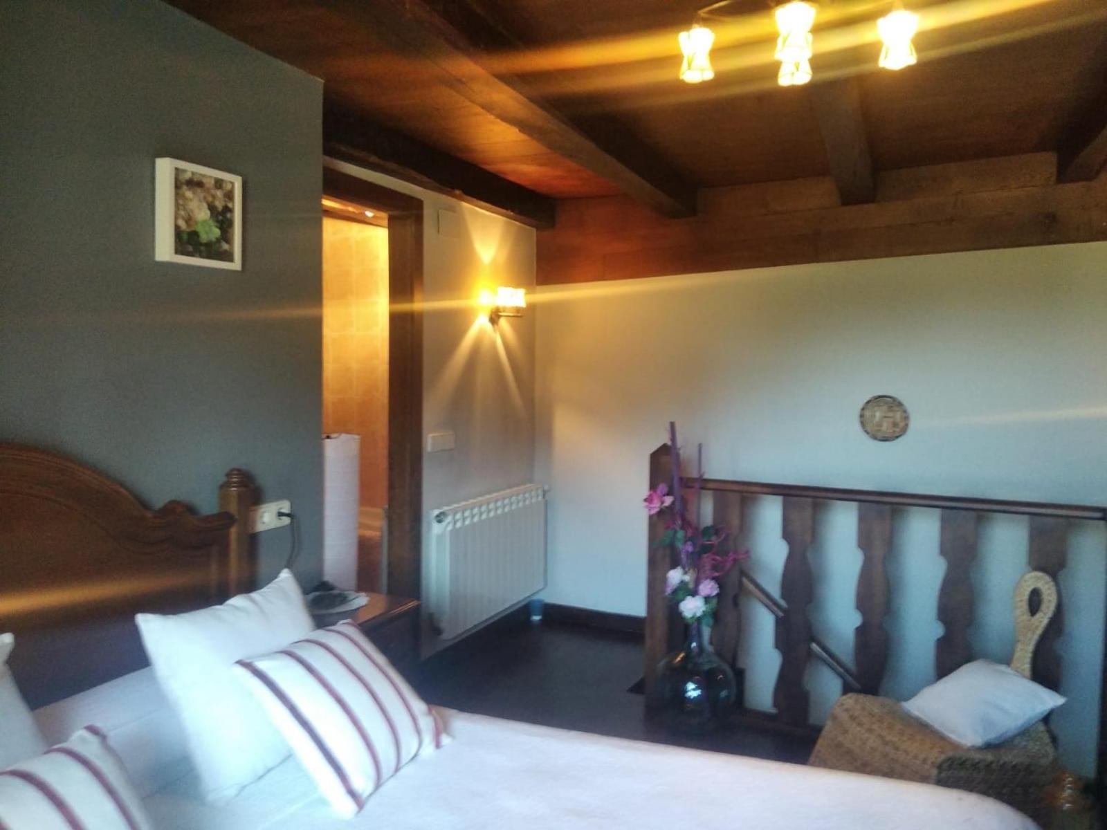 Apartamento La Corrada Санта-Еулалія-де-Оскос Екстер'єр фото